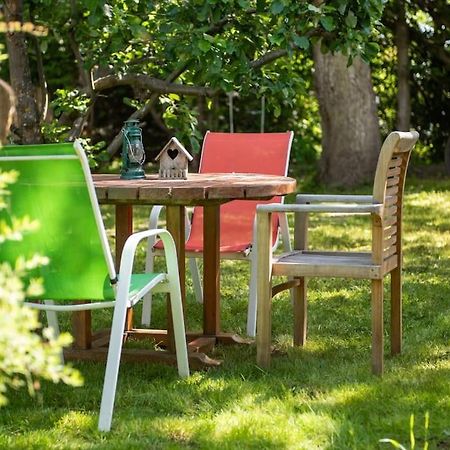 Walnut Flats-F2, 3-Bedroom With Garden & Patio - Ac, Parking, Netflix, Wifi - Close To Oxford, Bicester & Blenheim Palace エクステリア 写真